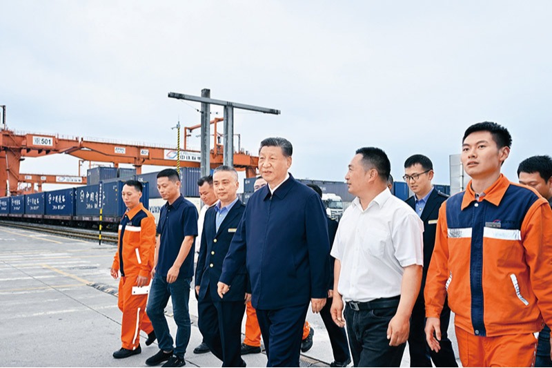 习近平：坚定不移推进高水平对外开放